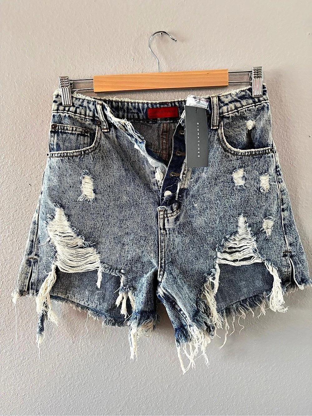 Signature 8 Women's Distressed Denim Jean Shorts Blue